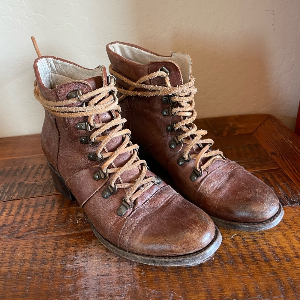 Freebird Gage Size 8